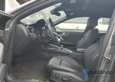 2023 Audi A4 Premium 45 z USA, uszkodzony, nr VIN WAUDAAF4XPN007854